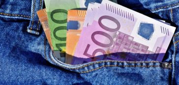 Tips to Avoid Pickpockets While Travelling